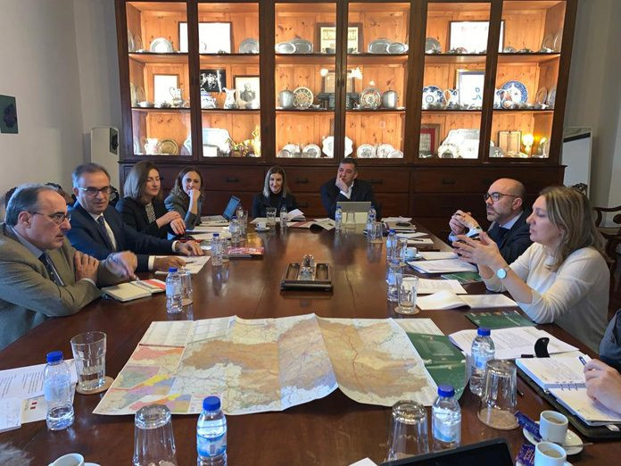 Consejero turismo junta por 696x522