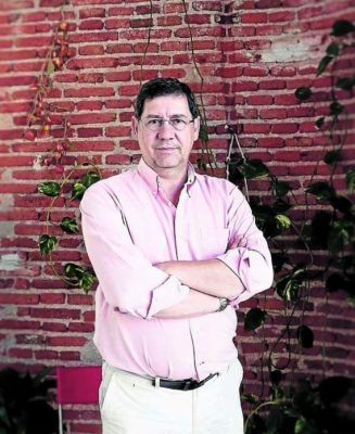 Juan Carlos Lopez Medina Opinion 327x400 (1)