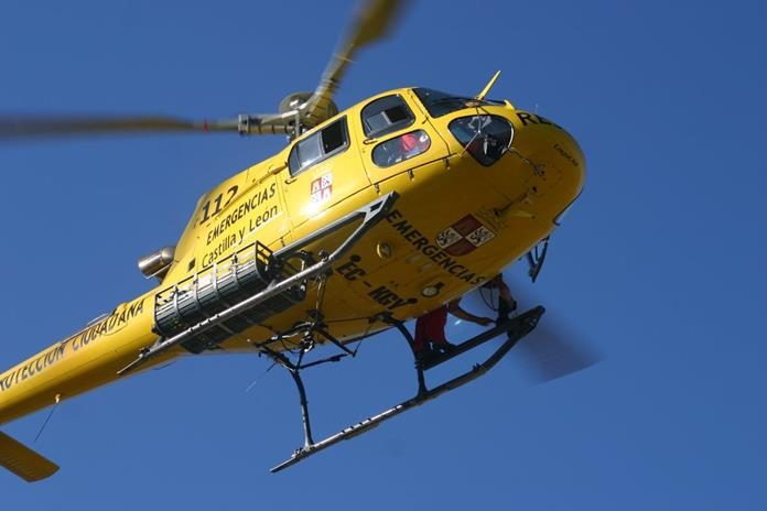 Helicoptero rescate emergencias 112 valladolid 01 696x464