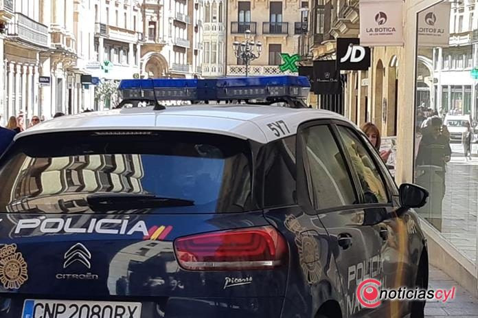 Policia Nacional Salamanca 3 696x463 (1)